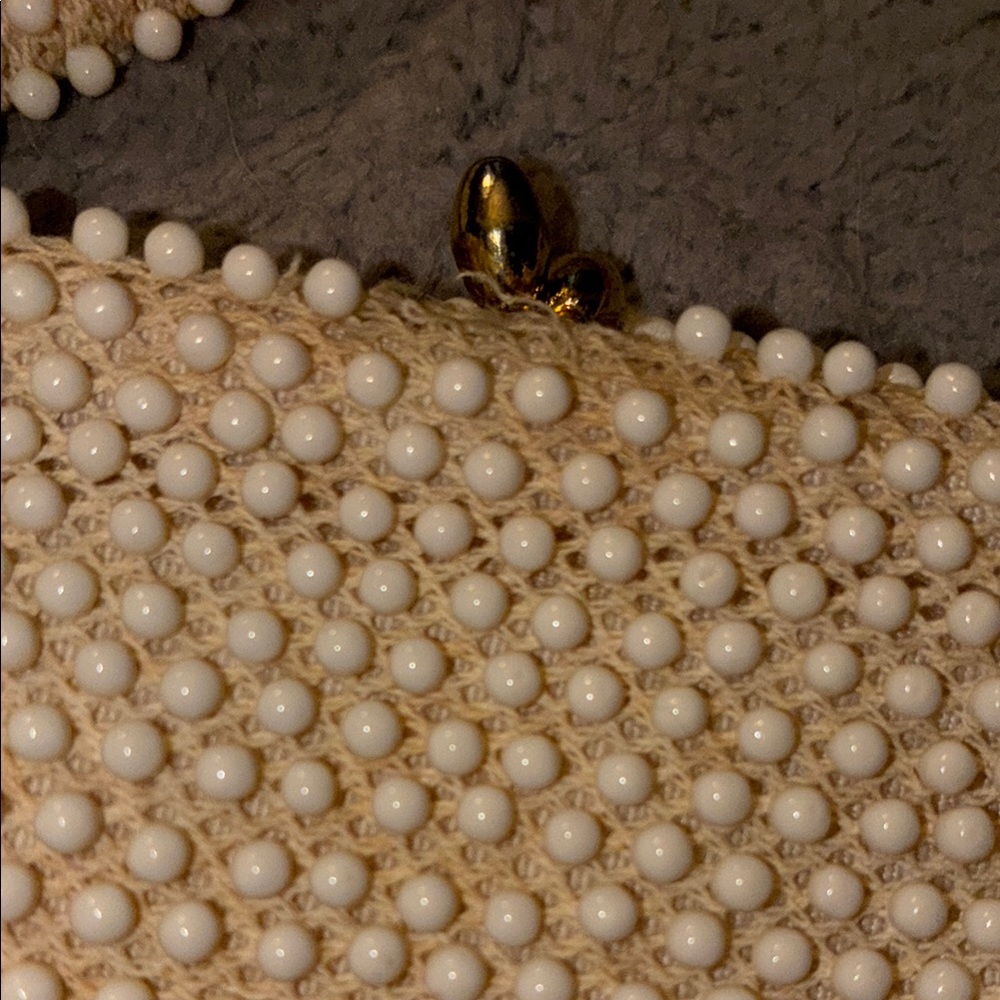 Corde’ Bead Elegant Cream Beaded Handbag - Picture 7 of 12
